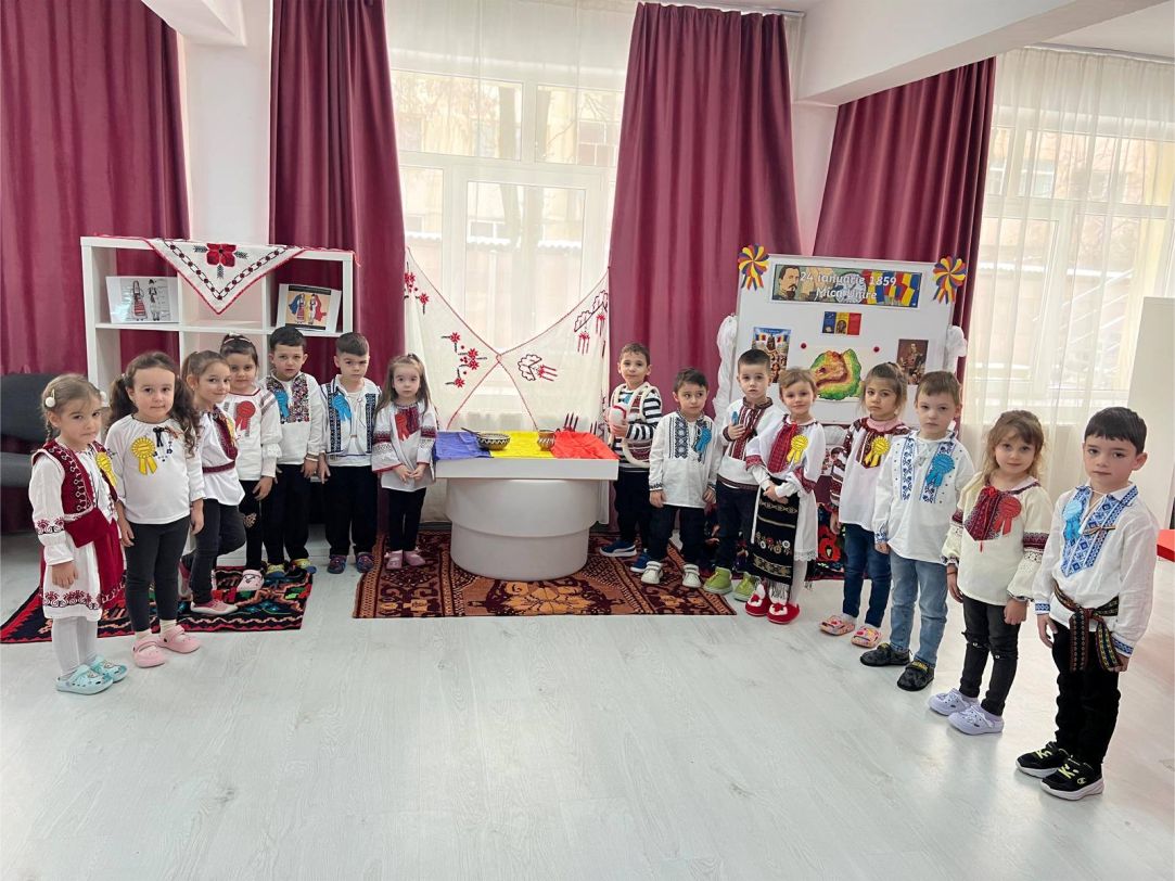 Mica Unire, sărbătorită cu joc, cântec și emoție la Grădinița cu PP nr. 7 Alexandria - 